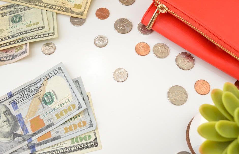 Best Zipper Wallets for Men in 2024 for Security and Organization