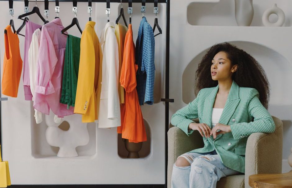 How To Style Oversized Blazers: The Oversized Blazer Isn’t Drowning You — Here’s How to Wear It Casually in 2026