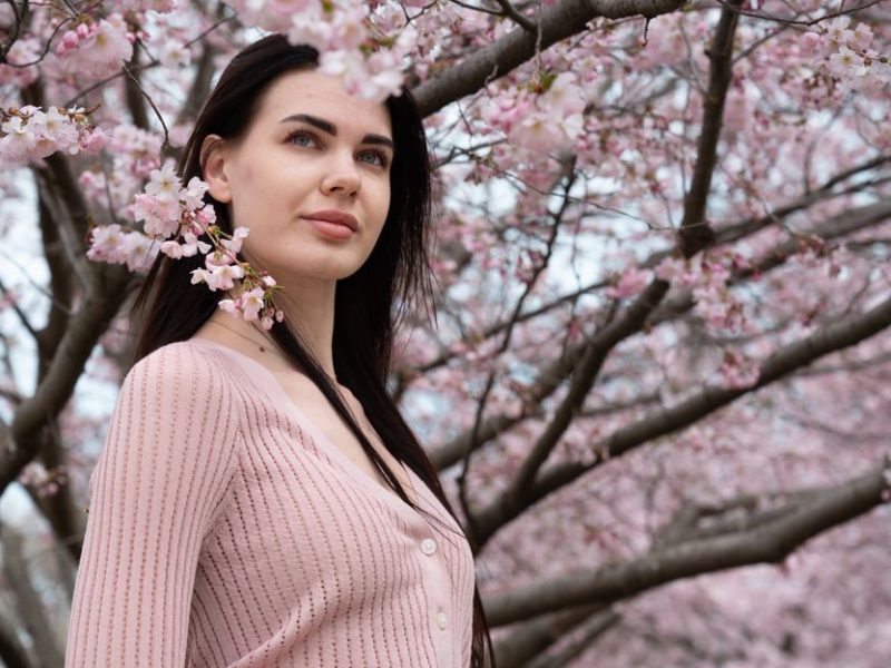7 Spring Weekend Outfit Ideas That Actually Work (No Cliché Pieces)