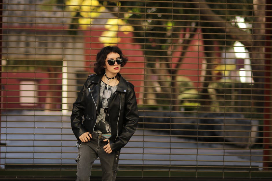 Plus Size Jeans for Apple and Pear Shapes: A 2026 Fit Guide